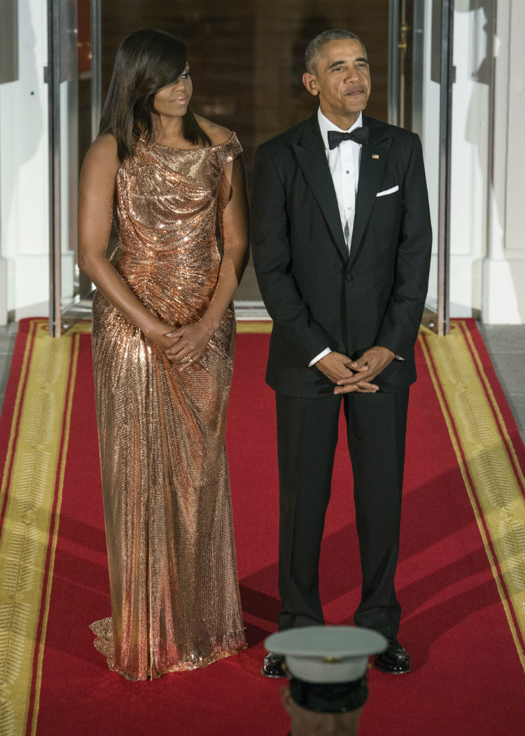 8best-gowns-michelle-obama-02.jpg