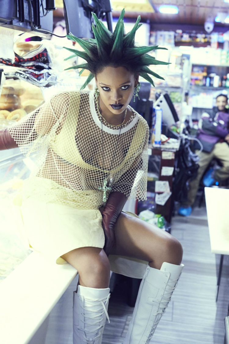 Rihanna-Paper-Magazine-March-2017-Cover-Photoshoot06.jpg