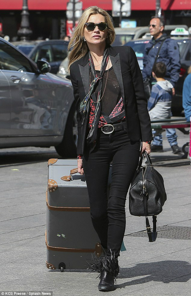 katemoss_scarf_03.jpg