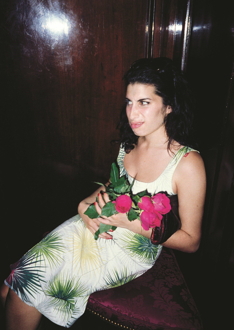 amywinehouse-rare-photos-charlesmoriarty-01.jpg