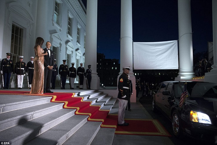 obamare4.jpg
