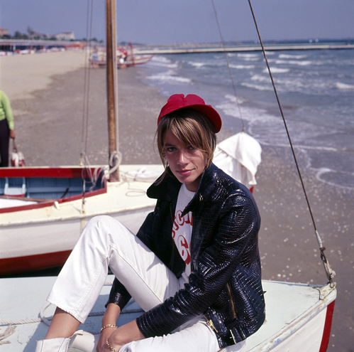 Françoise-Hardy-Venise-1966-Photo-by-Steve-Schapiro-Corbis-Farabola.jpg