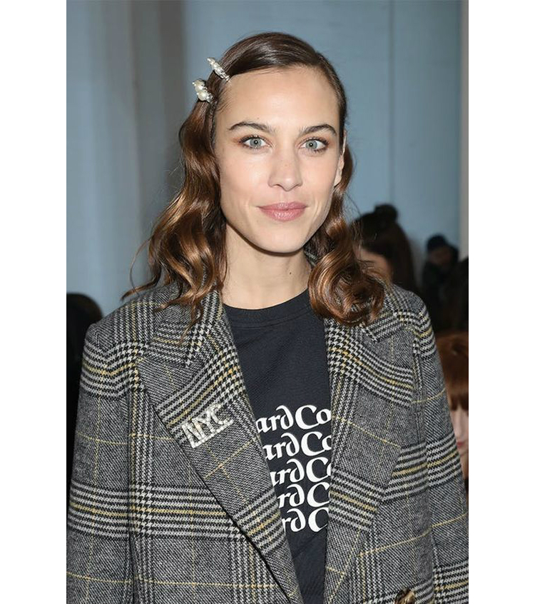 5stylesforgrownoutbangs_05.jpg