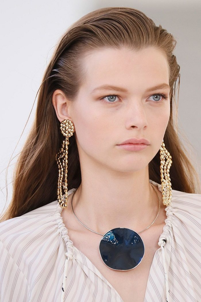 7spring19trendshairwecanwearnow_01.jpg
