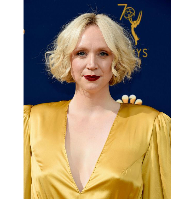 2018emmysbeauty_03.jpg