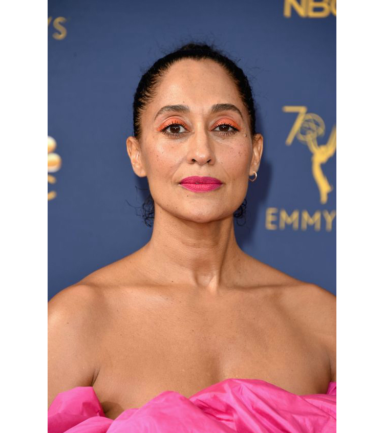 2018emmysbeauty_05.jpg