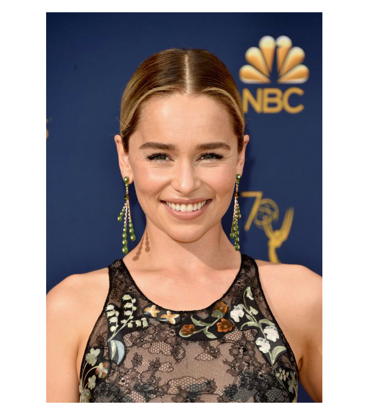 2018emmysbeauty_09.jpg
