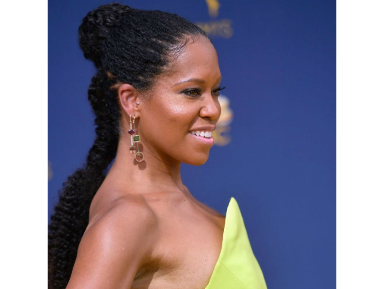 2018emmysbeauty_11.jpg