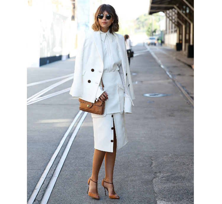 4skirtsuitstyles_03.jpg