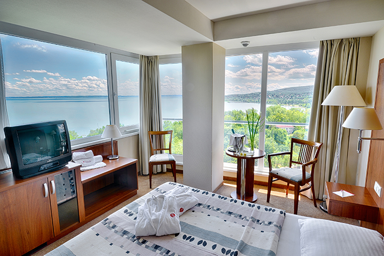 Hotelbalaton750.jpg