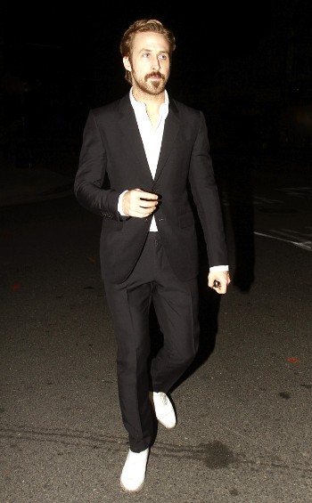 Ryan-Gosling-Eva-Mendes-Night-Out.jl.0118151.jpg