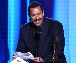 Adam Sandler: «Μερικές φορές δεν μπορείς να δώσεις προτεραιότητα στην οικογένειά σου και νιώθεις ενοχές» Adam Sandler