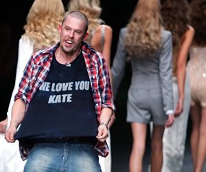 Alexander McQueen: «Η μόδα πρέπει να είναι μια μορφή απόδρασης και όχι εγκλωβισμού»