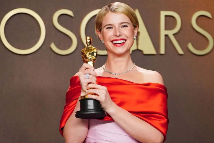 Jessie Buckley: Όλα όσα θες να ξέρεις για το Όσκαρ Α’ Γυναικείου Ρόλου που κέρδισε για την ερμηνεία της στο «Hamnet»