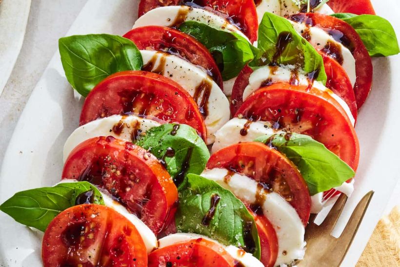 Caprese: Ντομάτα + μοτσαρέλα = ο απόλυτος συνδυασμός του καλοκαιριού