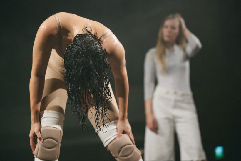 Χορός στη Στέγη - Odd '26 Onassis Dance Days: Χορογραφώντας το οικείο και το ανοίκειο