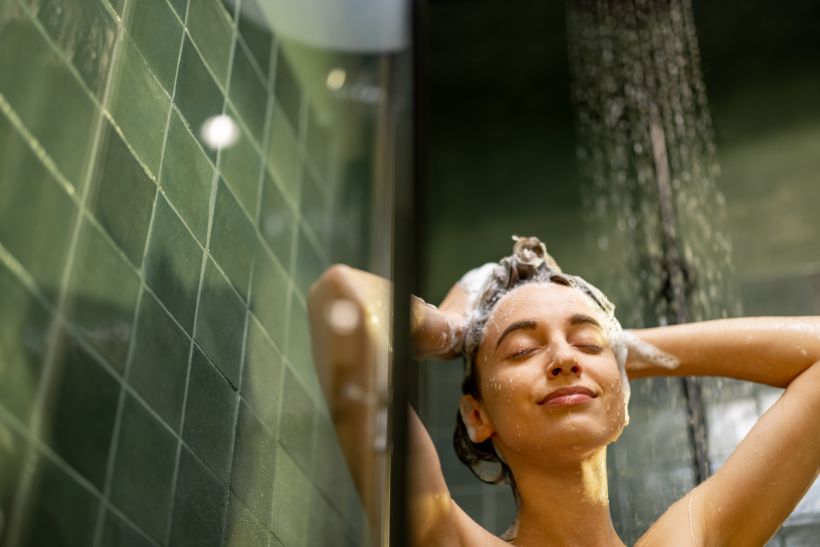 Μπορώ να αντικαταστήσω εντελώς το conditioner με μια μάσκα μαλλιών;