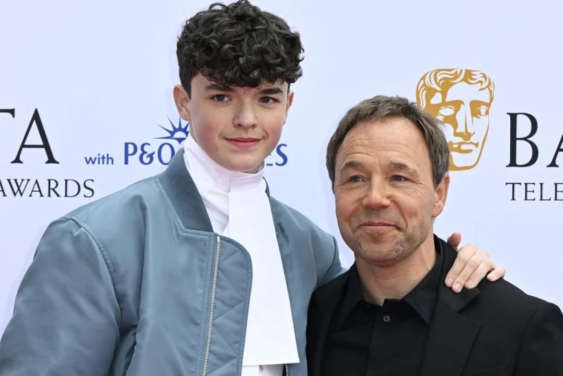 Adolescence θριαμβεύει στα BAFTA TV Awards με τέσσερα βραβεία και γράφει ιστορία
