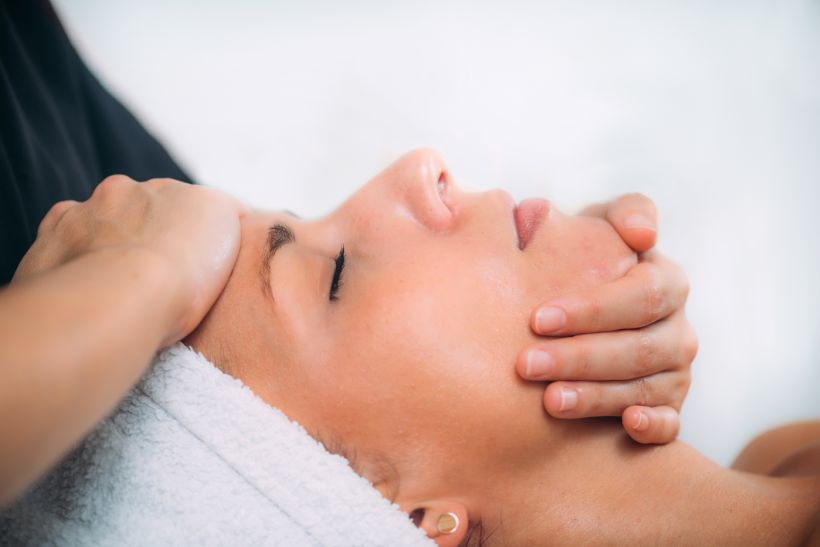 Fascia facial