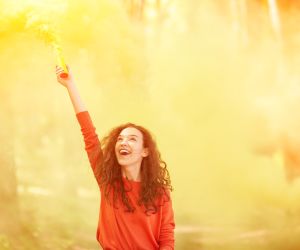 Μήπως πάσχεις κι εσύ από Happiness Burnout; Πώς η εμμονή με την ευτυχία με έκανε δυστυχισμένη (και πώς βρήκα ξανά την ισορροπία)