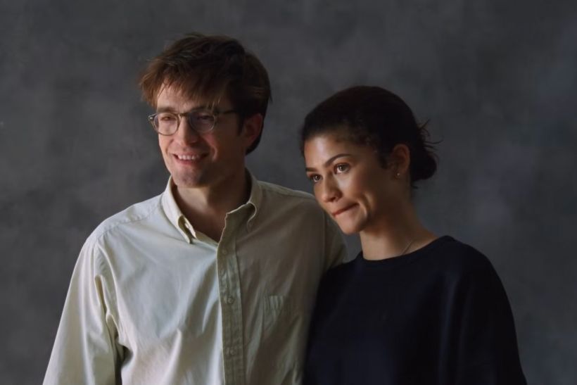 The Drama: Η Zendaya και ο Robert Pattinson ζουν τον απόλυτο εφιάλτη κάθε νύφης στη νέα ταινία της A24
