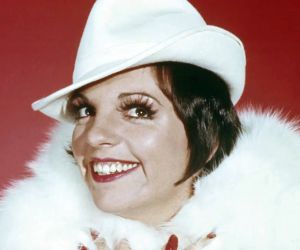 Liza Minnelli: «Οι τύψεις του χθες και ο φόβος του αύριο μπορούν να σε σκοτώσουν»