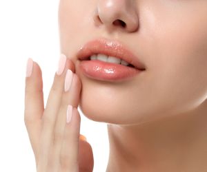 Lip balms: Το beauty trend που βλέπουμε παντού