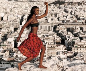 Έκθεση “Είσαι ό,τι φοράς / What You Wear Is What You Are" στο Μουσείο Μπενάκη