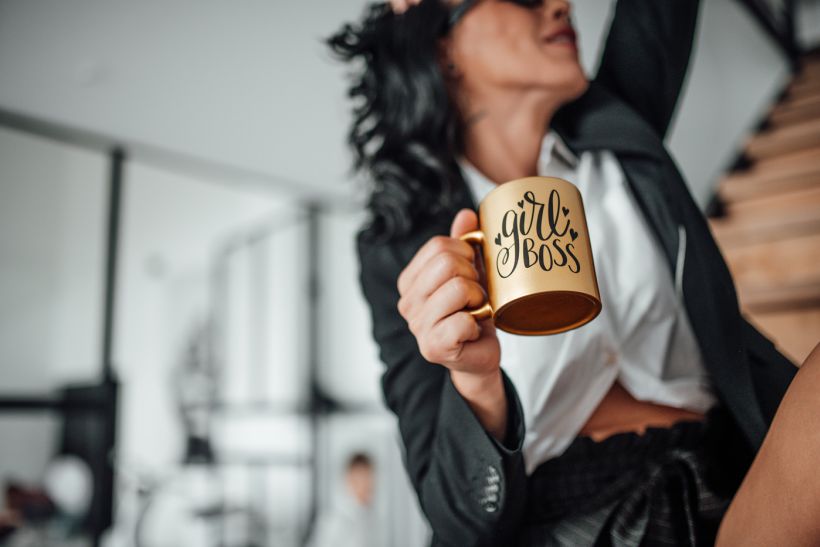 Προσπάθησα να ζήσω σύμφωνα με το πρότυπο του girl boss – και πήρα δώρο μια ωραιότατη υπερκόπωση