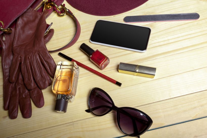 Τα beauty essentials που έχω πάντα μέσα στην τσάντα για το γραφείο