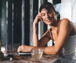 Πώς να διαχειριστείτε τις αλλαγές της διάθεσης στα μέσα της εβδομάδας