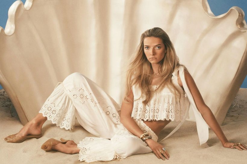Η Apple Martin πρωταγωνιστεί στη νέα καμπάνια της Chloé
