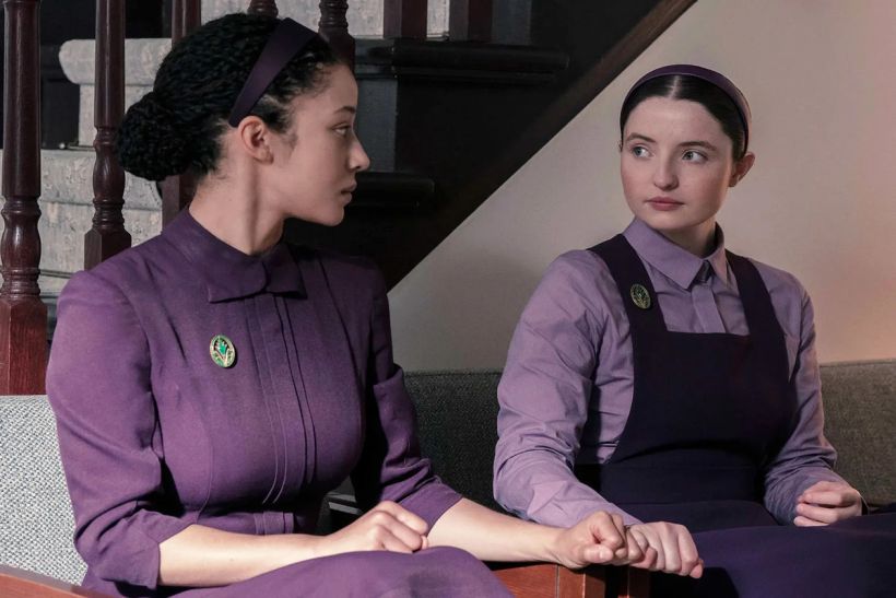 The Testaments: Να γιατί με κέρδισε το δυναμικό spin-off του The Handmaid’s Tale