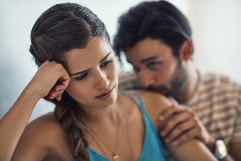 Όταν η περιφρόνηση γίνεται «κανονικότητα»: Το βίωμά μου μέσα στην αθόρυβη απαξίωση