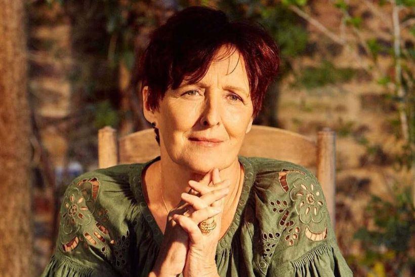 Fiona Shaw: «Μια σχέση έρχεται από τον Θεό και το τυχαίο».