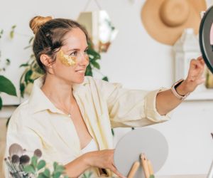 Beauty weekend reset: H 48ωρη ρουτίνα ομορφιάς που θα σε αναζωογονήσει – επειδή το αξίζεις