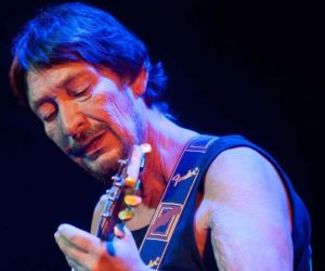 Chris Rea: «Η μουσική είναι η σωτηρία μου»
